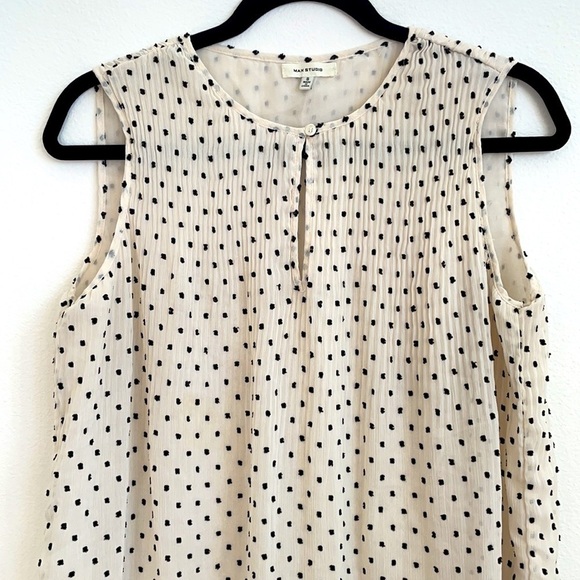 Max Studio Ivory black polka dot patterned sleeveless blouse S - Picture 2 of 6